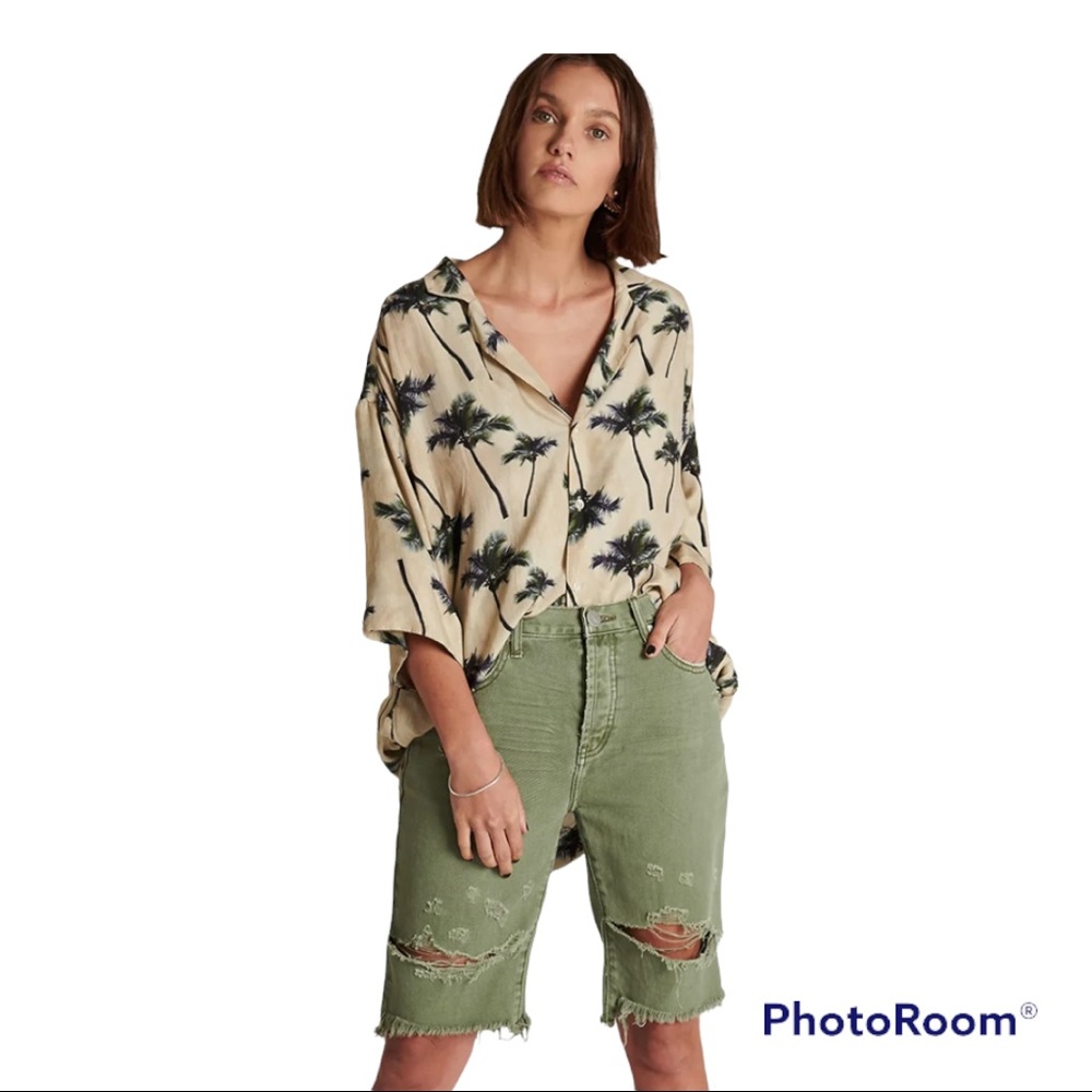 One Teaspoon Khaki Truckers Long Length Shorts Size 24 NWT - Picture 3 of 16